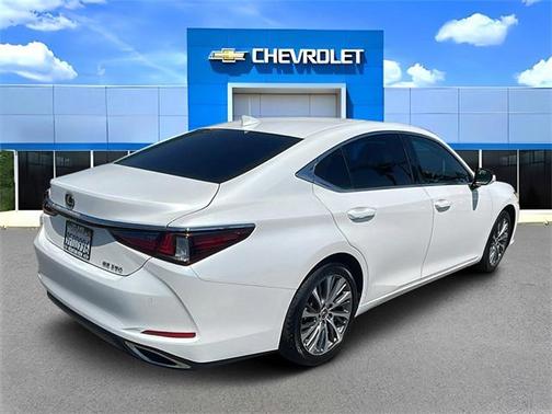 2021 Lexus ES 350 Base