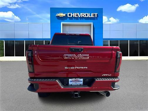 2025 GMC Sierra 2500 AT4