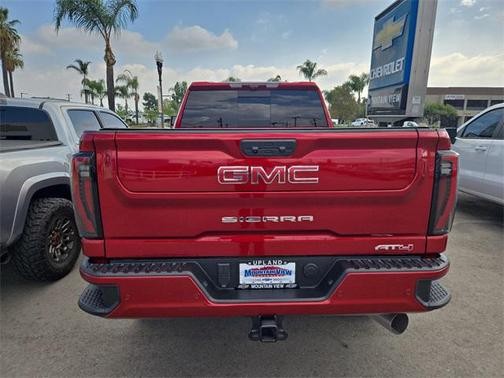 2025 GMC Sierra 2500 AT4