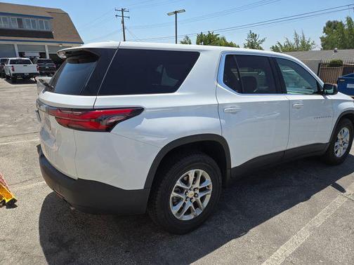 Summit White 2023 Chevrolet Traverse LS