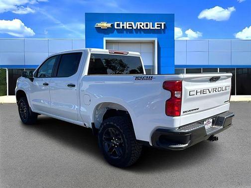 Summit White 2026 Chevrolet Silverado 1500 Custom Trail Boss