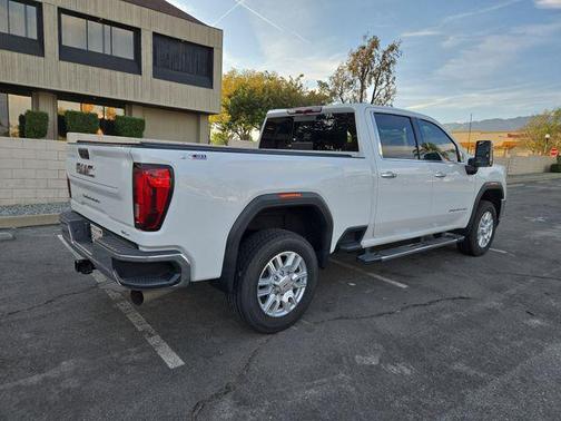 Summit White 2021 GMC Sierra 2500 SLT