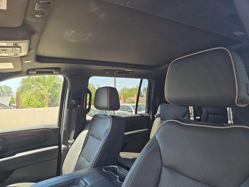 Sterling Gray Metallic 2023 Chevrolet Suburban Premier