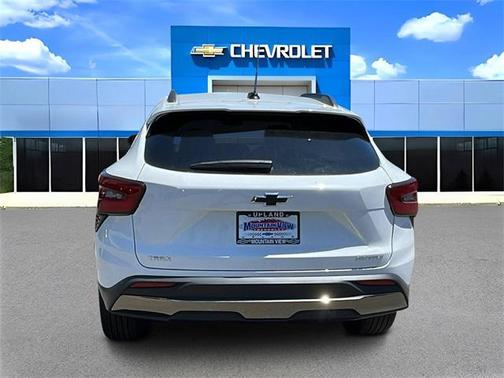 2025 Chevrolet Trax FWD ACTIV