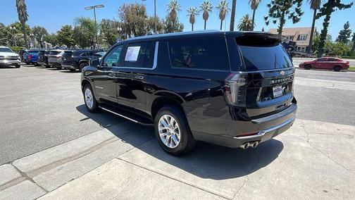Black 2025 Chevrolet Suburban Premier