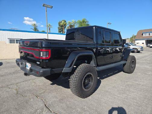 Black Clearcoat 2023 Jeep Gladiator Overland