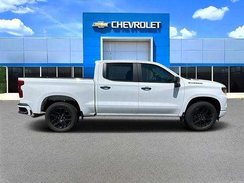 Summit White 2026 Chevrolet Silverado 1500 Custom
