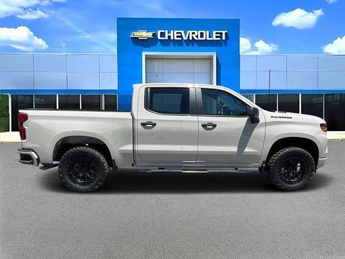 White Sands 2026 Chevrolet Silverado 1500 Custom