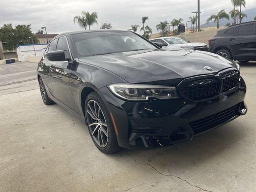 Jet Black 2022 BMW 330 330i