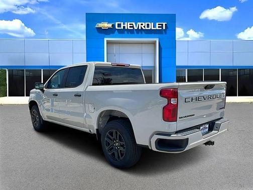 Summit White 2026 Chevrolet Silverado 1500 Custom