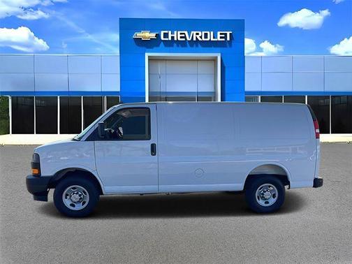 2026 Chevrolet Express 2500 2500 Regular Wheelbase, WT, RWD