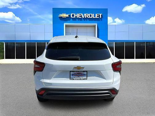 Summit White 2026 Chevrolet Trax LS