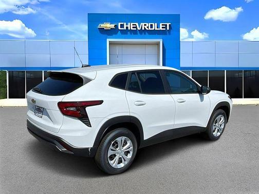 Summit White 2026 Chevrolet Trax LS