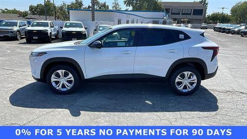 Summit White 2026 Chevrolet Trax LS