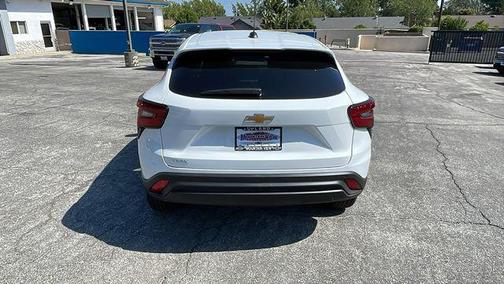 Summit White 2026 Chevrolet Trax LS