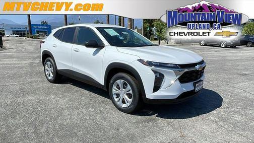 Summit White 2026 Chevrolet Trax LS