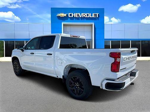 Summit White 2026 Chevrolet Silverado 1500 Custom