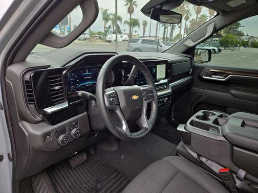 Slate Gray Metallic 2024 Chevrolet Silverado 1500 LT