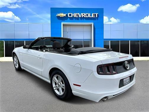 2014 Ford Mustang V6 Premium
