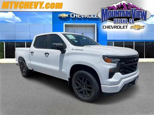 2025 Chevrolet Silverado 1500 Custom