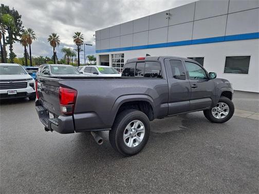2019 Toyota Tacoma SR