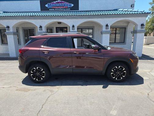 Red Metallic 2022 Chevrolet Trailblazer LT