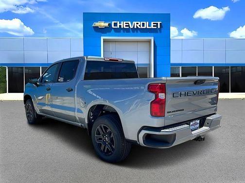 Sterling Gray Metallic 2026 Chevrolet Silverado 1500 Custom