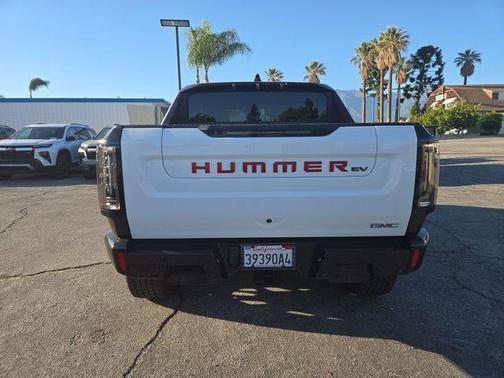 Interstellar White 2024 GMC HUMMER EV Pickup 2X