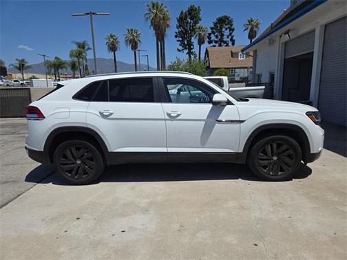 2022 Volkswagen Atlas Cross Sport 3.6L V6 SE w/Technology