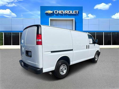 2023 Chevrolet Express 2500 RWD 2500 Regular Wheelbase WT
