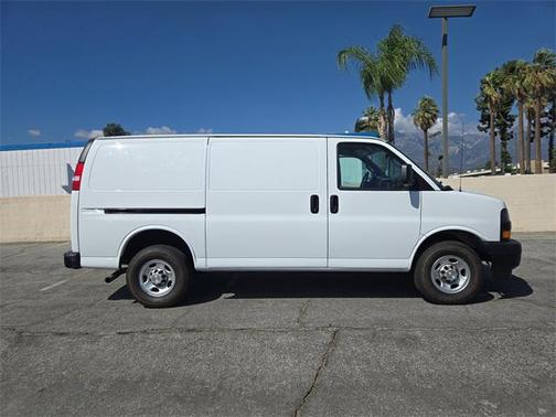 2023 Chevrolet Express 2500 RWD 2500 Regular Wheelbase WT