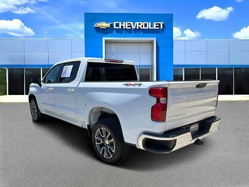 Summit White 2023 Chevrolet Silverado 1500 LT