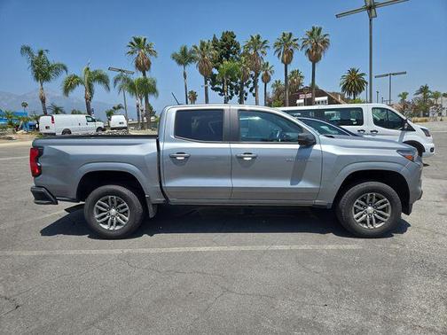 Sterling Gray Metallic 2023 Chevrolet Colorado LT
