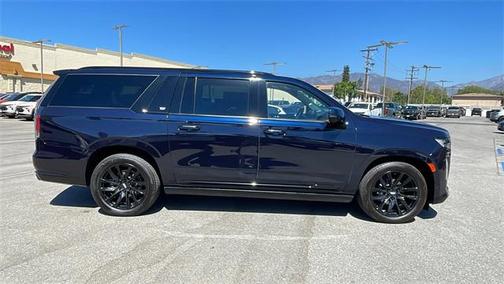 2023 Cadillac Escalade ESV Sport Platinum