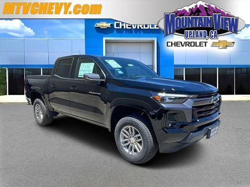 Black 2026 Chevrolet Colorado LT