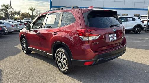 2022 Subaru Forester Premium