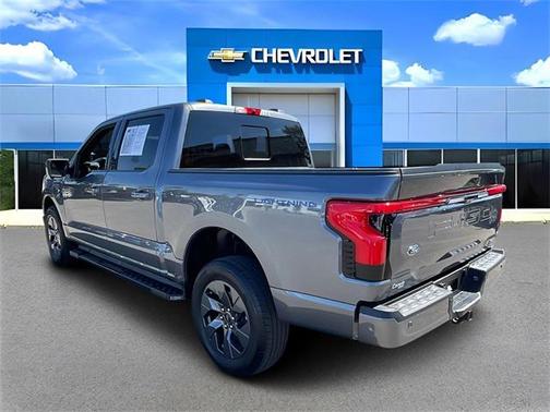2022 Ford F-150 Lightning LARIAT
