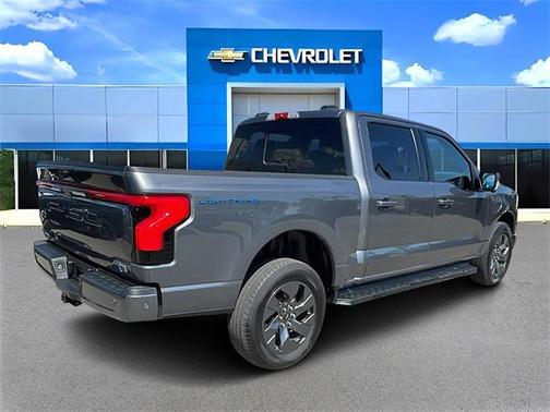 2022 Ford F-150 Lightning LARIAT