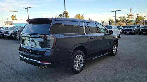 2025 Chevrolet Suburban Premier
