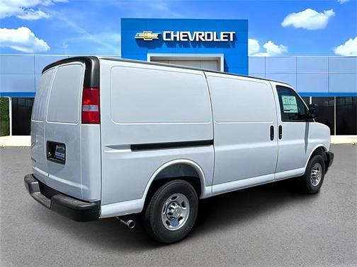 2025 Chevrolet Express 2500 RWD 2500 Regular Wheelbase WT