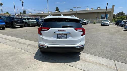 2022 GMC Terrain SLT