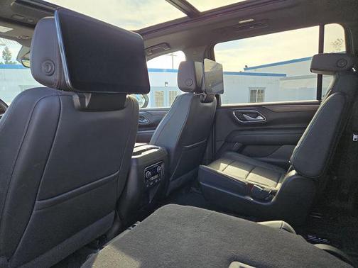 2024 Chevrolet Suburban 4WD High Country