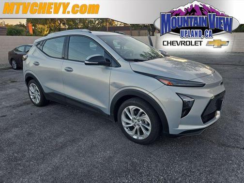 Silver Flare Metallic 2023 Chevrolet Bolt EUV FWD LT
