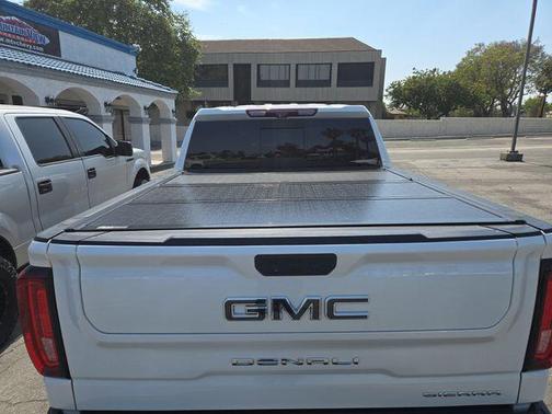 White Frost Tricoat 2022 GMC Sierra 1500 Denali Ultimate
