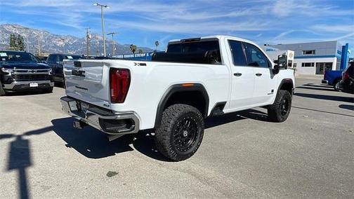 2022 GMC Sierra 2500 SLT