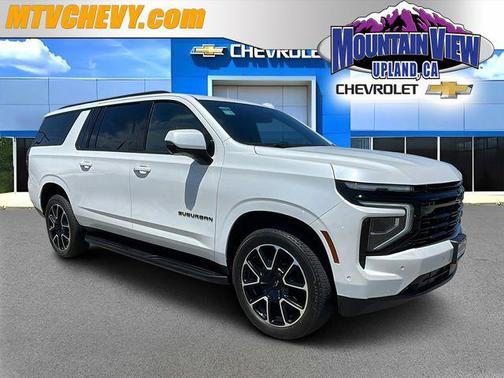 Iridescent Pearl Tricoat 2025 Chevrolet Suburban RST