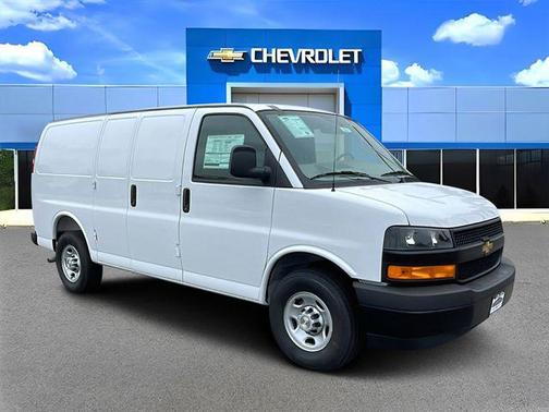 2026 Chevrolet Express 2500 2500 Regular Wheelbase, WT, RWD