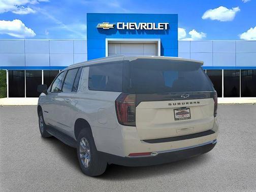 2026 Chevrolet Suburban LS
