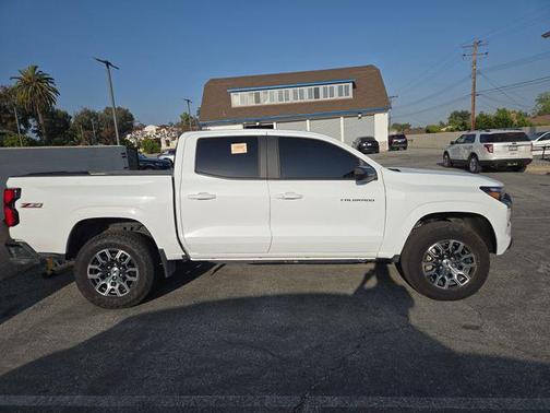 Summit White 2025 Chevrolet Colorado Z71