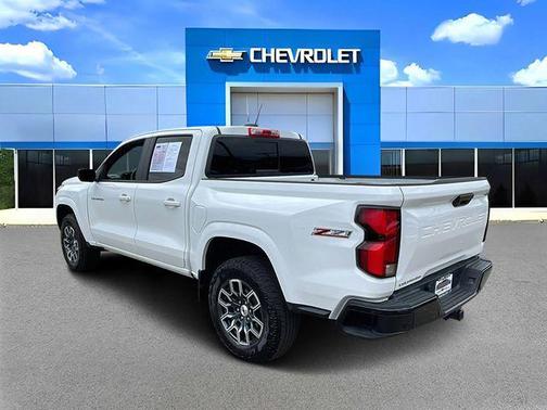 Summit White 2025 Chevrolet Colorado Z71